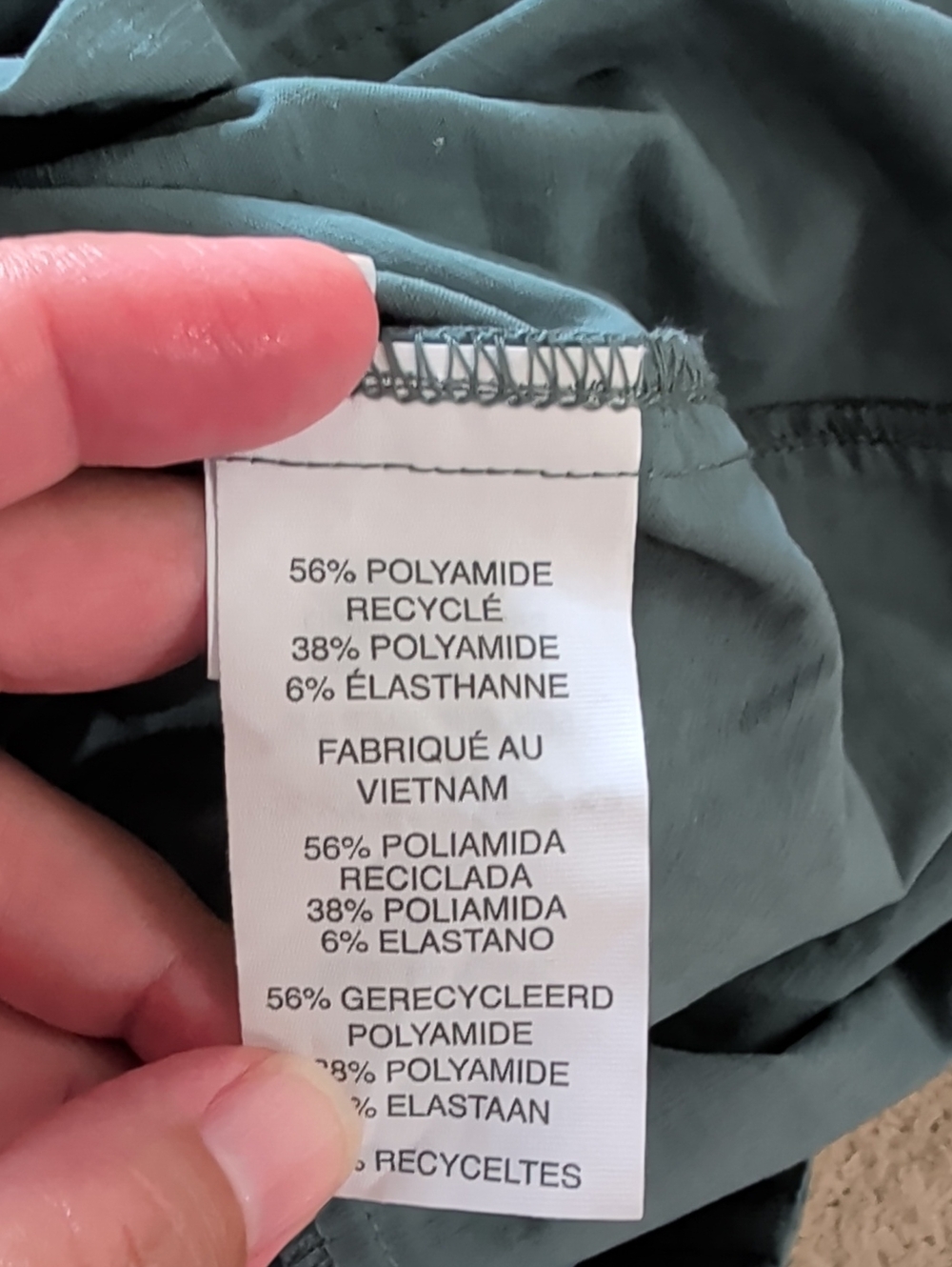 Vuori Isla Baggy Short Green EUC - Picture 7 of 7